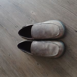 Patagonia slip on shoes size 8
